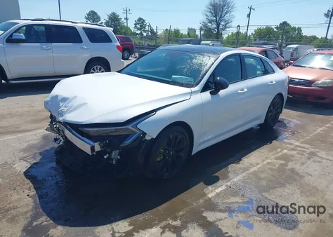 2025 Kia K5 Gt z USA, uszkodzony, nr VIN KNAG44J85S5332761